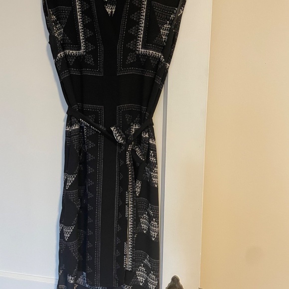 BCBG MAX AZRIA Printed Dress - Picture 9 of 9